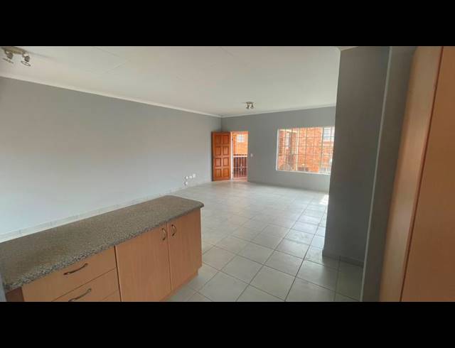 3 BEDROOM APARTMENT FOR SALE IN CELTISDAL